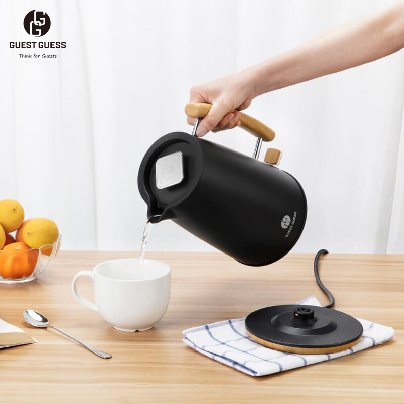 1.7L Electric Kettle ATTITUDE 03